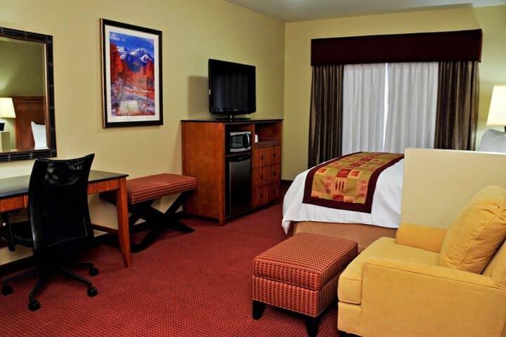 Room 19 of 32