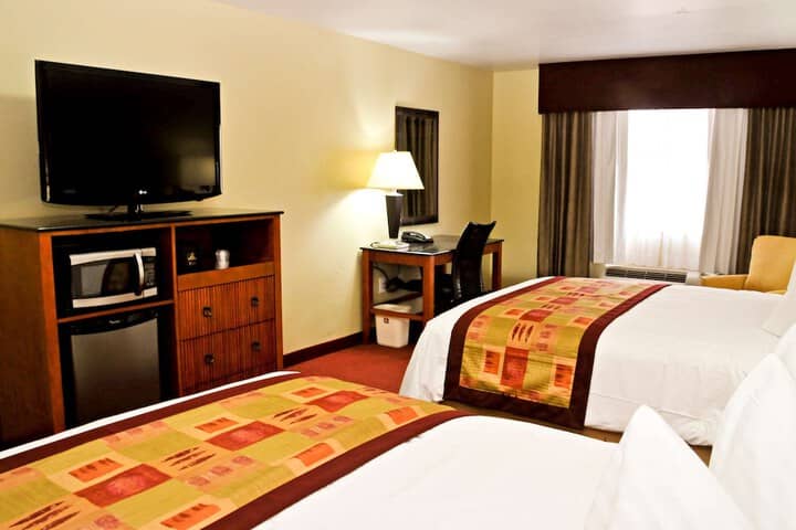 Room 16 of 32