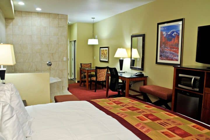 Room 20 of 32